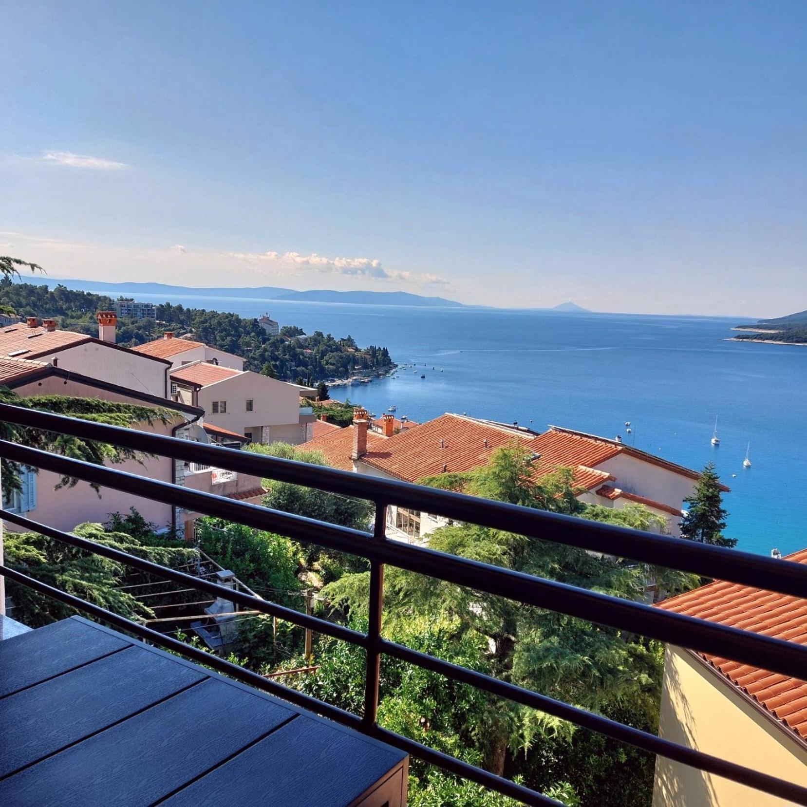 Casa Panorama Sunset Apartment Рабац Екстериор снимка