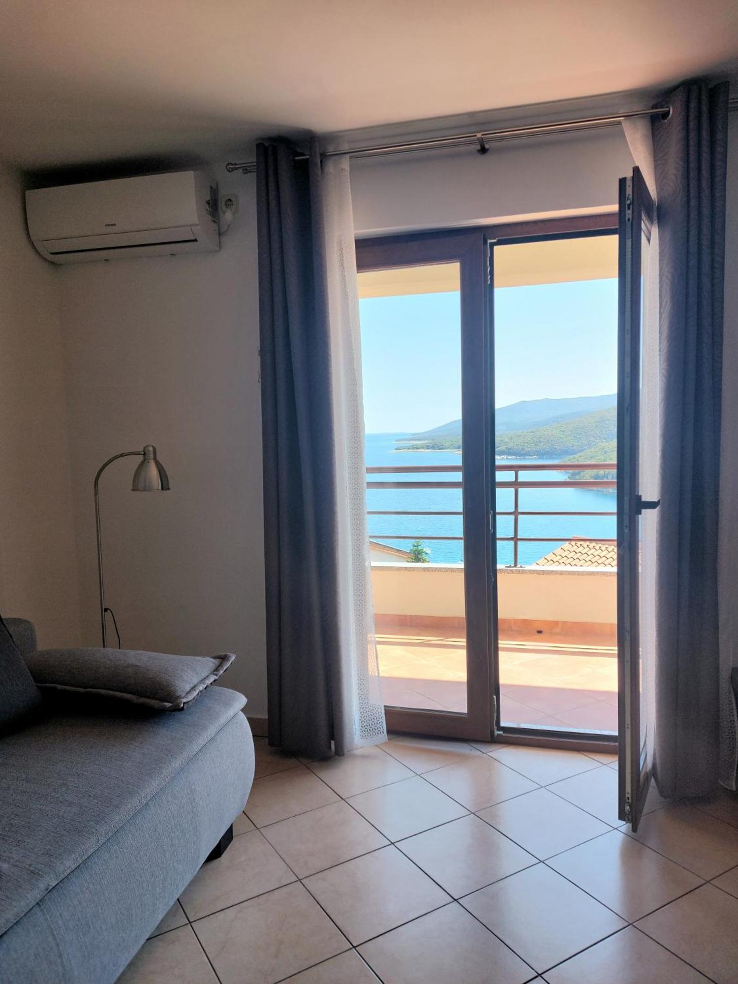 Casa Panorama Sunset Apartment Рабац Екстериор снимка